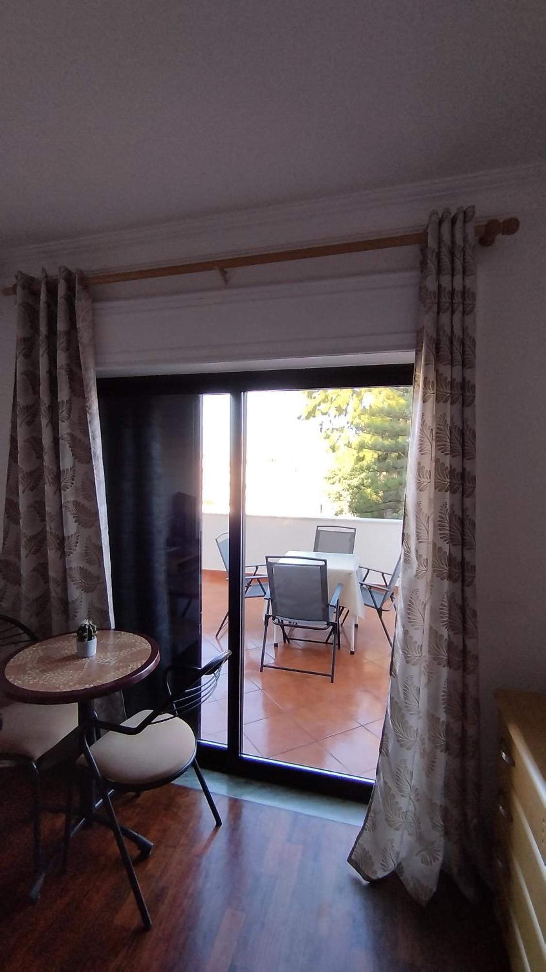 Quarto Com Varanda No Centro Em Tavira Lägenhet Rum bild
